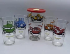 Vintage Auto Art Cocktail Shaker with 4 Tumbler Glasses, Hazel Atlas