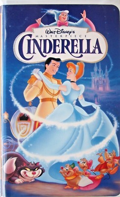 Cinderella [VHS]（中古品） Cinderella (Vintage, VHS, 1995, VG, Disney Masterpiece Edition