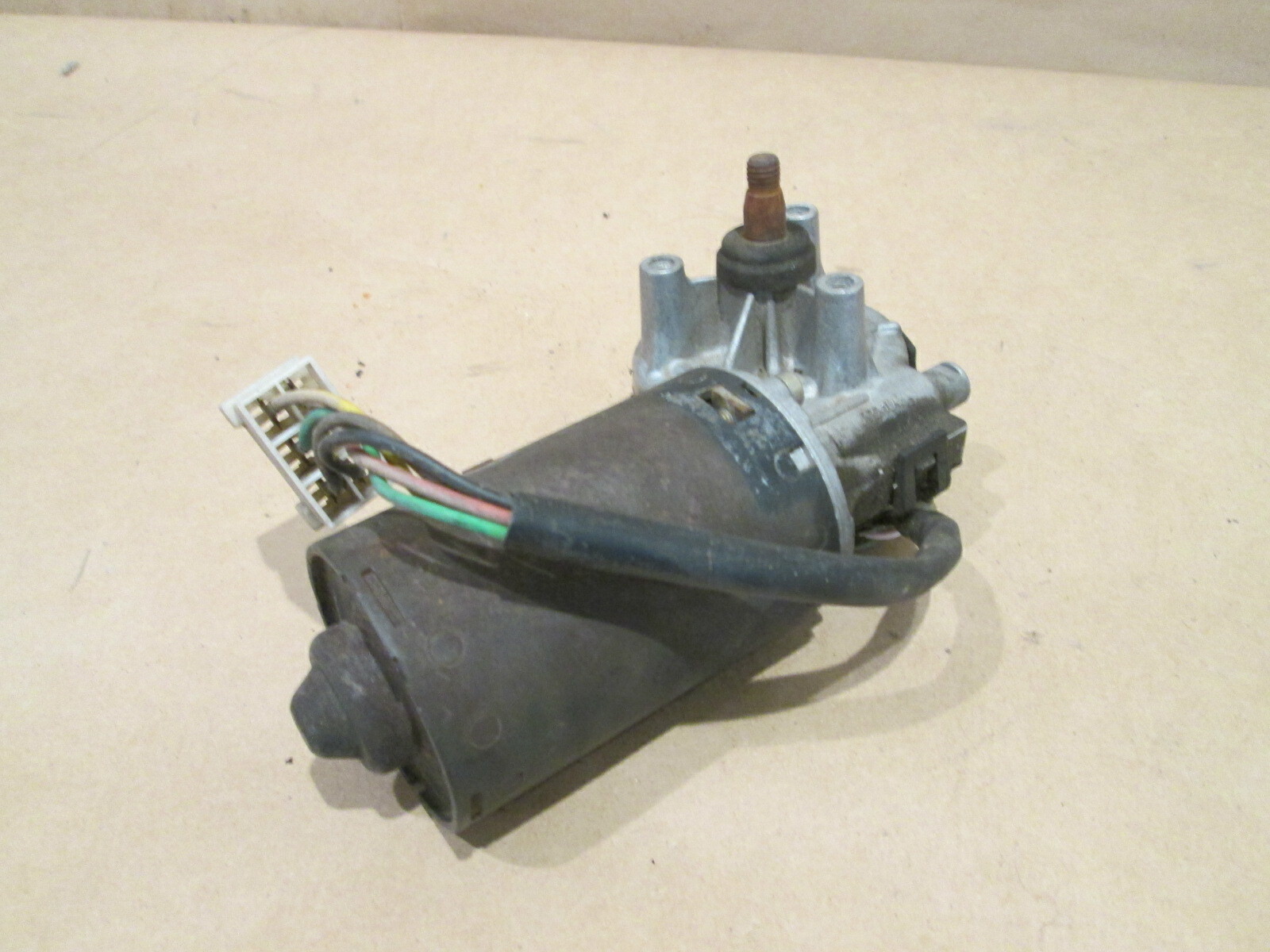 Ferrari 512, 348, Mondial, Testarossa - Windshield Wiper Motor - 61528100