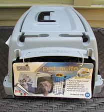 PET suite kennel 19 inches, 10 pound max pets double door top loading