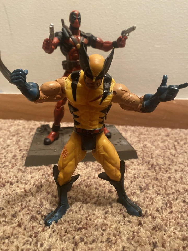 Marvel Diamond Select Дэдпул и 2000 Росомаха лот из 2 - Изображение 3 из 4