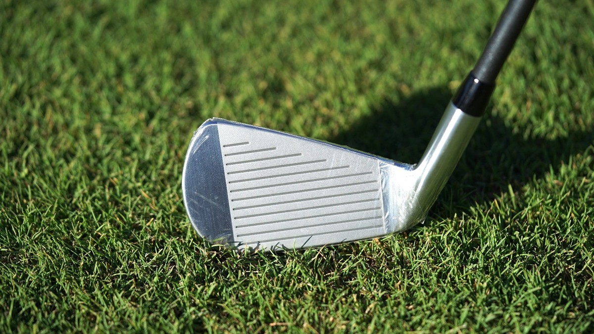 Rare & Authentic Audemars Piguet Royal Oak Golf Club Set by Mizuno