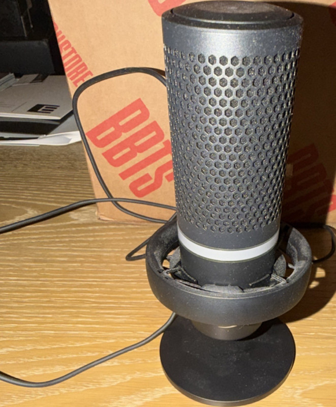 HyperX Duocast USB Microphone with USB to USBC port