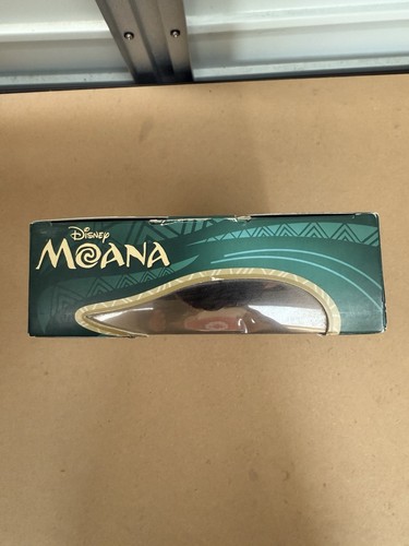 DISNEYSTORE AUTHENTIC MOANA CLASSIC DOLL WITH PADDLE BNIB - Picture 5 of 18