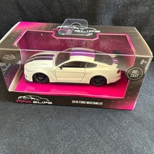 Jada Toys Pink Slips 2016 Ford Mustang GT White Purple 1:32 Die Cast Car 2025