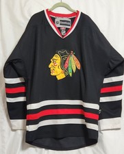 Ultimate Chicago Blackhawks Collector and Super Fan Gift Guide  59