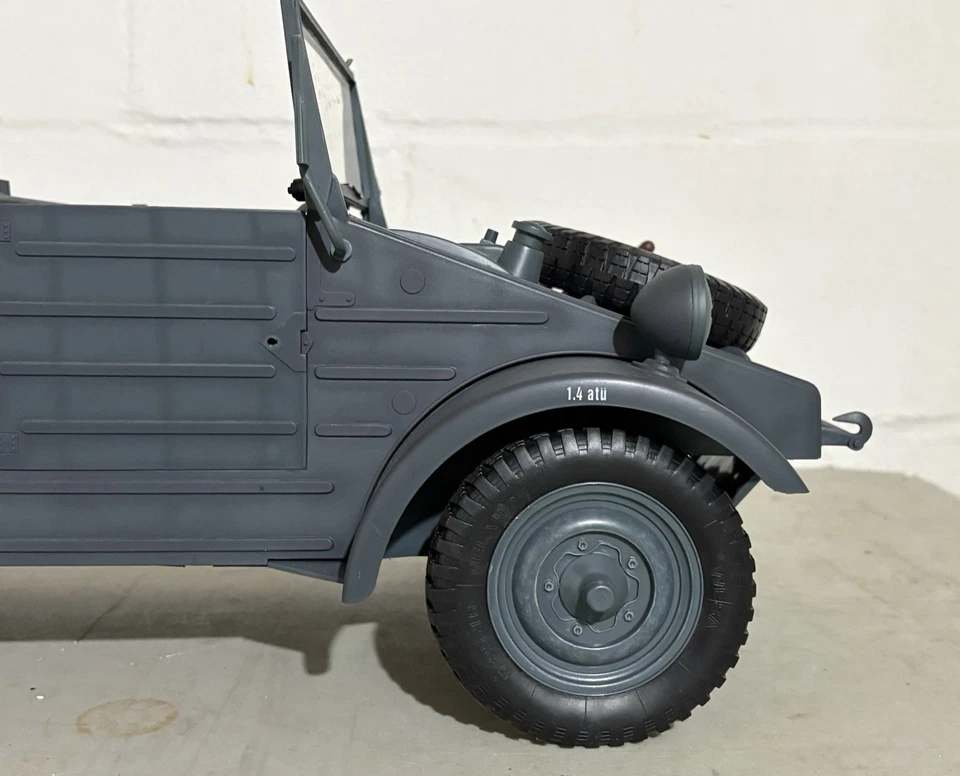 Dragón Segunda Guerra Mundial Kubelwagen Tipo 82 1:6 Ejército Alemán Vehículo Militar Foto 2 de 4