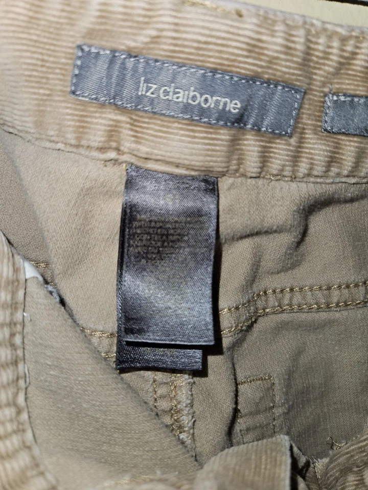 Liz Claiborne Petite Womens Size 6R Tan Boot Cut Pockets Corduroy Pants 30 x 31 - Image 3 of 4