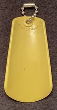 Vintage TUPPERWARE YELLOW SHOE HORN-KEY CHAIN-Gadget- 1225-Travel Size-3"