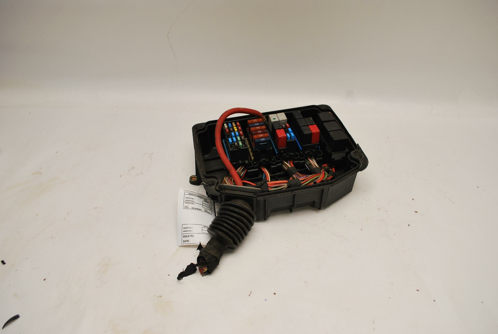 2005-2008 MASERATI QUATTROPORTE RIGHT ENGINE BAY FUSE RELAY JUNCTION BOX OEM