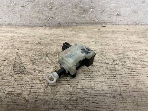 Mercedes W211 Stellmotor Kopfstützen Steuergerät  A322902  A 32 29 02