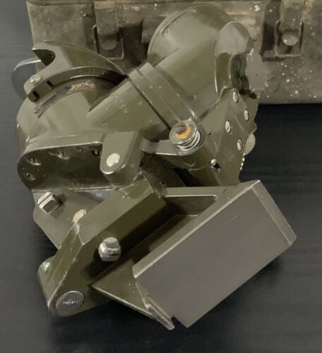 RARE M18 Reflex Sight for M45 Quadmount Machine Gun WW2 WWII Army Case