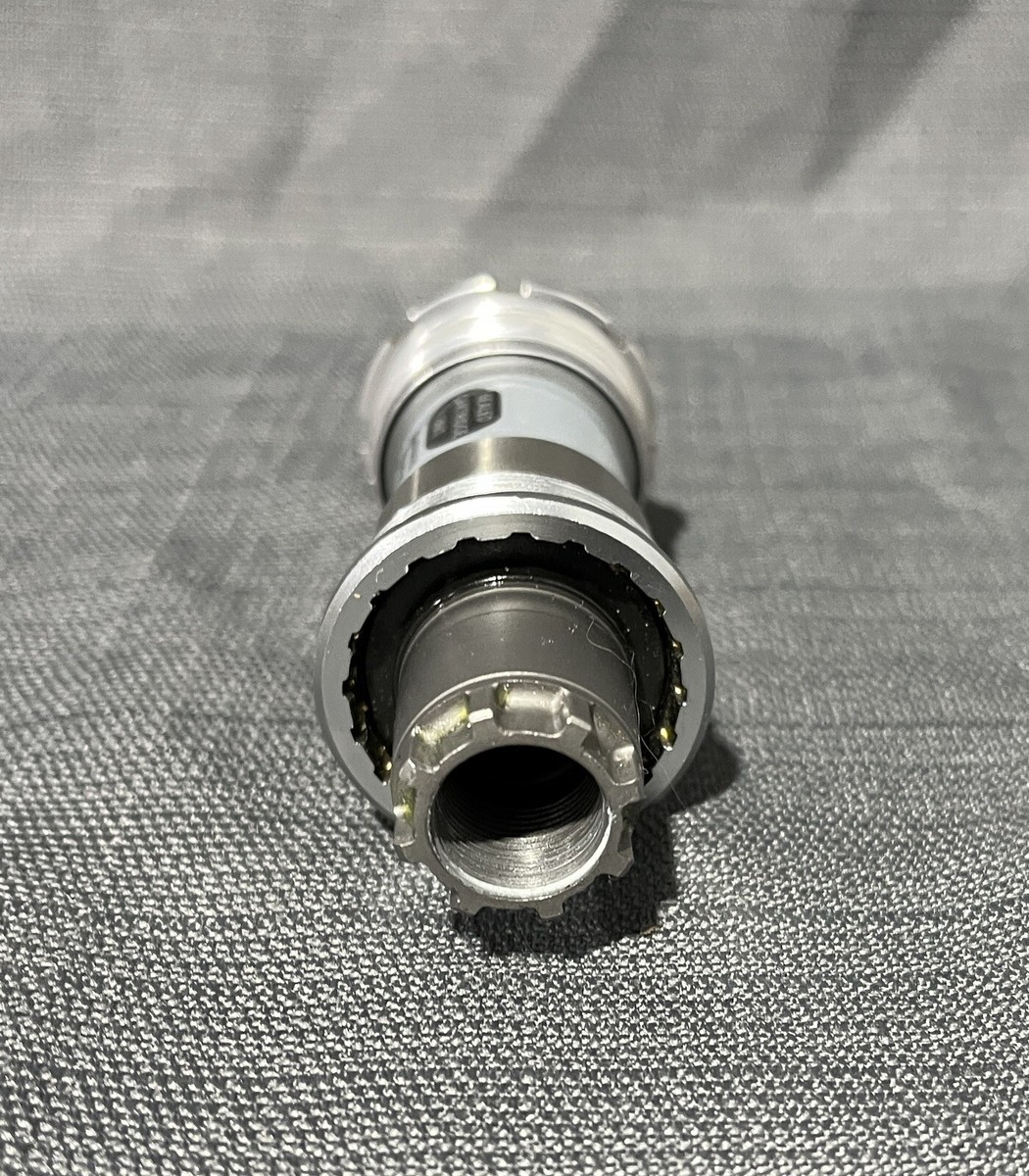 Boitier Pédalier Shimano Octalink BB-5500 – Route 68mm – BC 1.37 X 24 – Alu Quasi Neuf