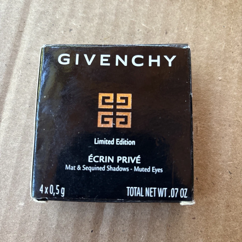 Givenchy Ecrin Prive Mat & Sequined Shadows Private Felted Nudes 4x0.5g - Image 2 of 4
