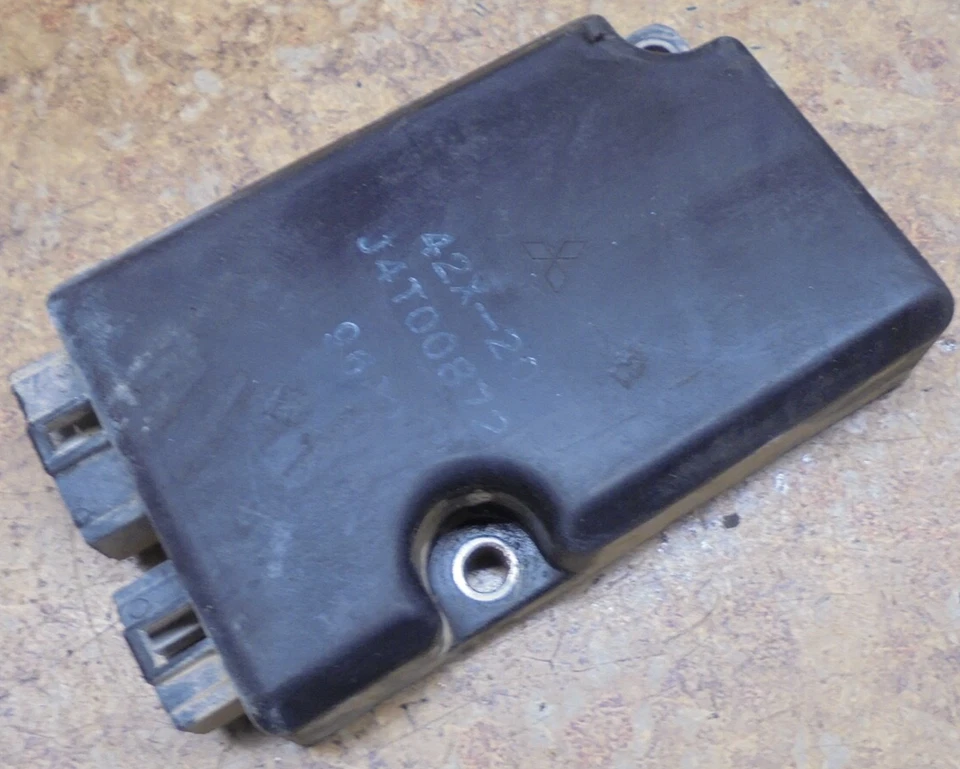 Yamaha XV700 XV 700 1985 Virago unidad CDI encendido encendedor ECU ECM 1986 Foto 2 de 2