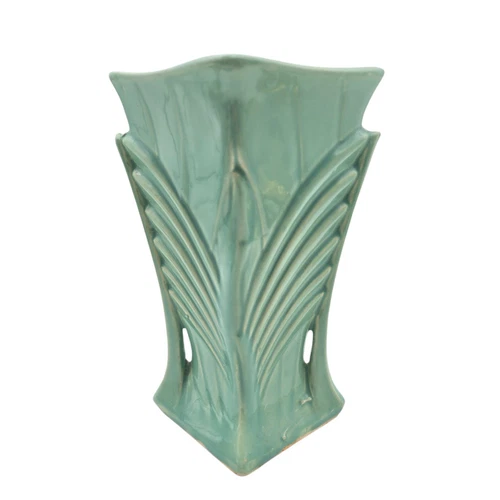 McCoy 9" tall Turquoise Aqua Light Green Feathered fan Vase Pottery Vtg 1940's