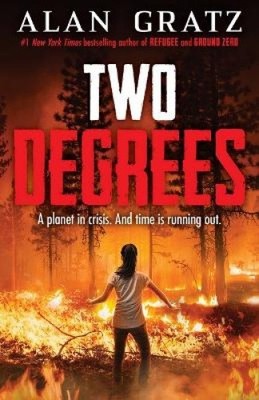 Two Degrees by Alan Gratz [Paperback]