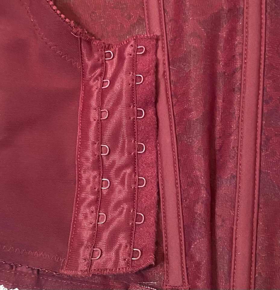 Vintage Lady Marlene Lace Bustier Corset Top 32A Red Whimsy Goth Lingerie - Image 4 of 4