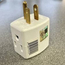 3 Outlet Wall Adapter Cube Tap