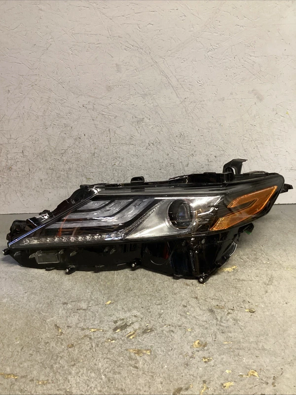 2018-2024 TOYOTA CAMRY LEFT LH DRIVER SIDE HEADLIGHT BLACK TRIPLE BEAM OEM