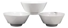 Contemporary Large White Porcelain Trapezoid Round Bowls 44oz 8.5"Dia Set Of 3