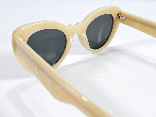 Lucy Folk Wingspan Sunglasses Mother of Pearl Made in Italy - Foto 7 di 19