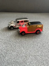 Lot Of 2 Hot Wheels 1979 Woody Wagon Chrome And Cal Custom *Rare*