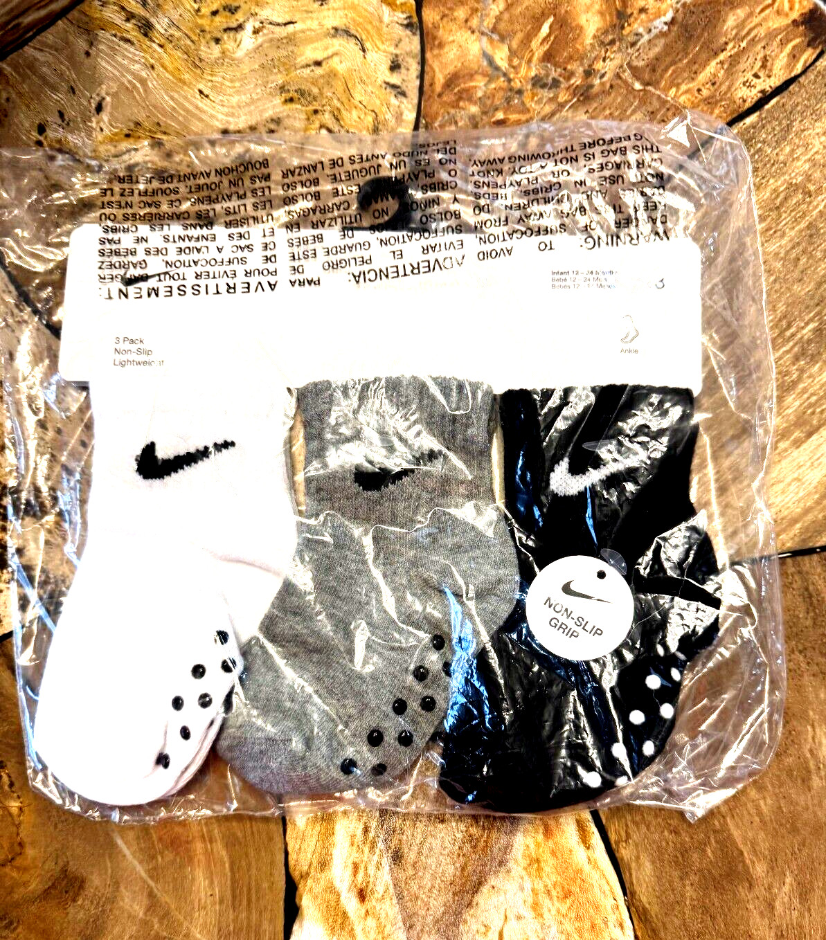 New NIKE No Slip Ankle Socks Set of Three (3) 12-24 Months (Black, White, Gray)
