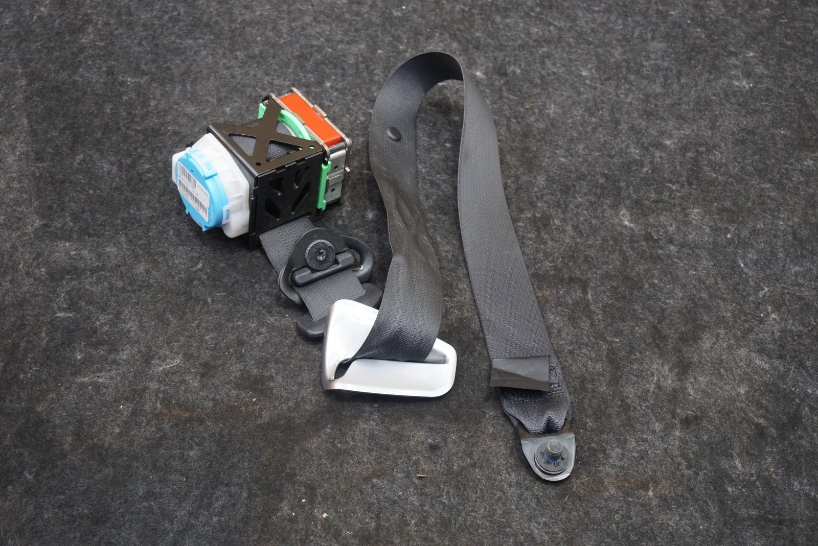 Front Left Driver Seat Belt Retractor OEM Ad43-611b70-afw Aston Martin Rapide
