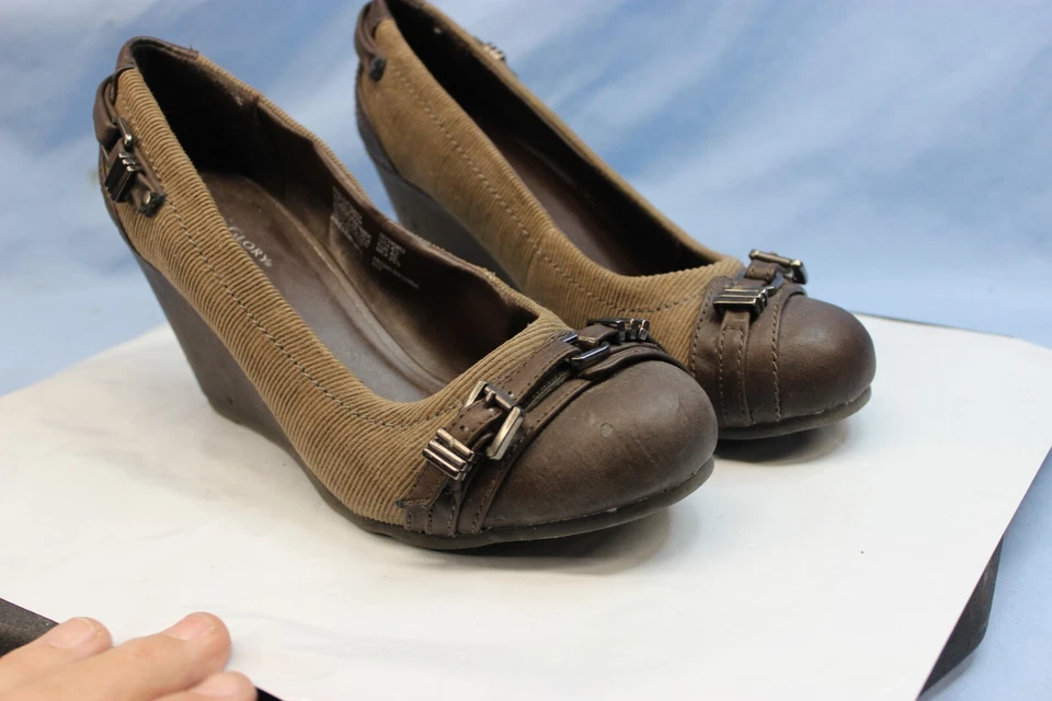 Faded Glory женщин коричневый вельветовый высокий каблук пряжка размер 8,5 - Изображение 2 из 4