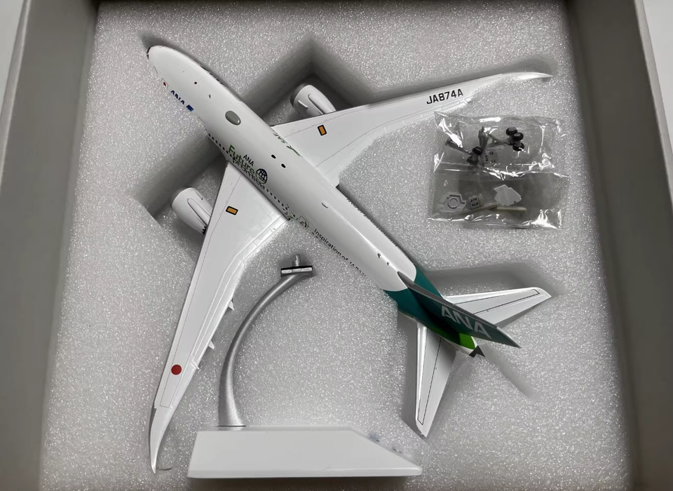 1:200 29CM JC Wings ANA BOEING 787-8 Passenger Airplane Diecast