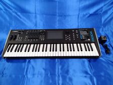 Teclado Yamaha MODX6+ Sintetizador 61 Teclas Bivolt - Carneiro