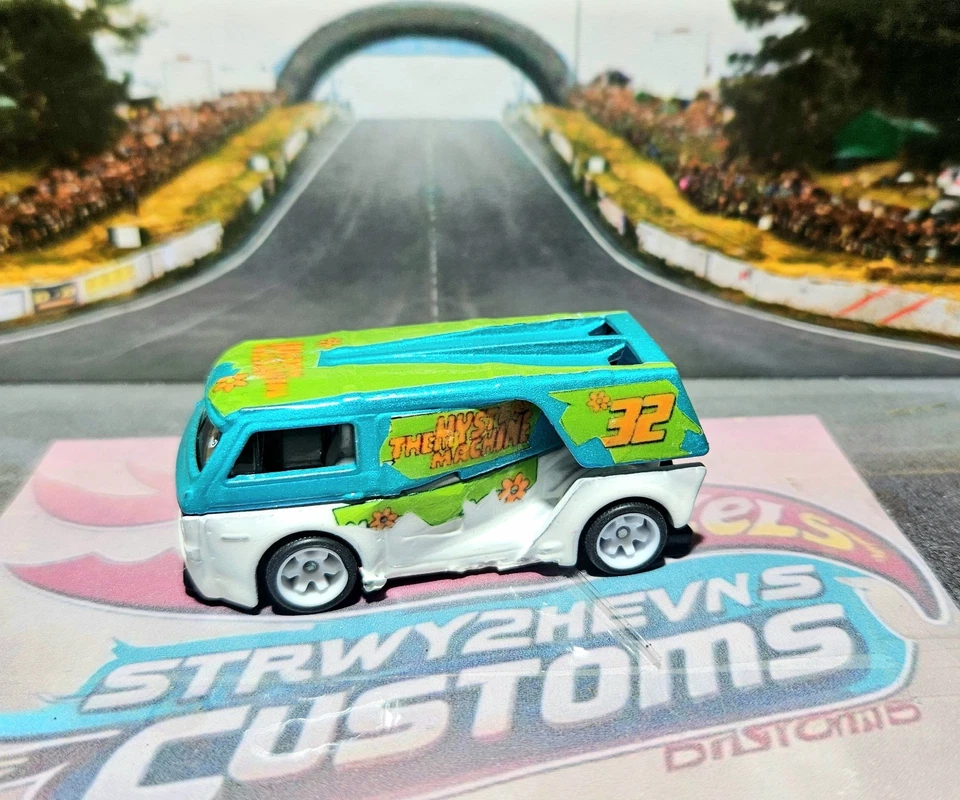 Hot Wheels VW T3 ***Máquina misteriosa personalizada con Spectraflame y RealRiders*** Foto 2 de 3