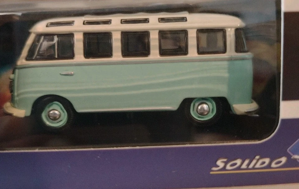 SOLIDO -VOLKSWAGEN NEW TYPE 2 -Modellino Auto Metallo Bianco/Azzurro 1:64 - Immagine 2 di 4