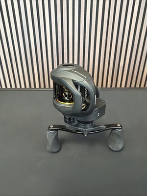 Okuma Stratus 7 Spinning Reel BRAND NEW!