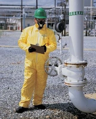DUPONT 251-QC125S-XL YELLOW TYCHEM QC COVERALL ZIP FRT ELAS ANKLE/WRI - product listing photo