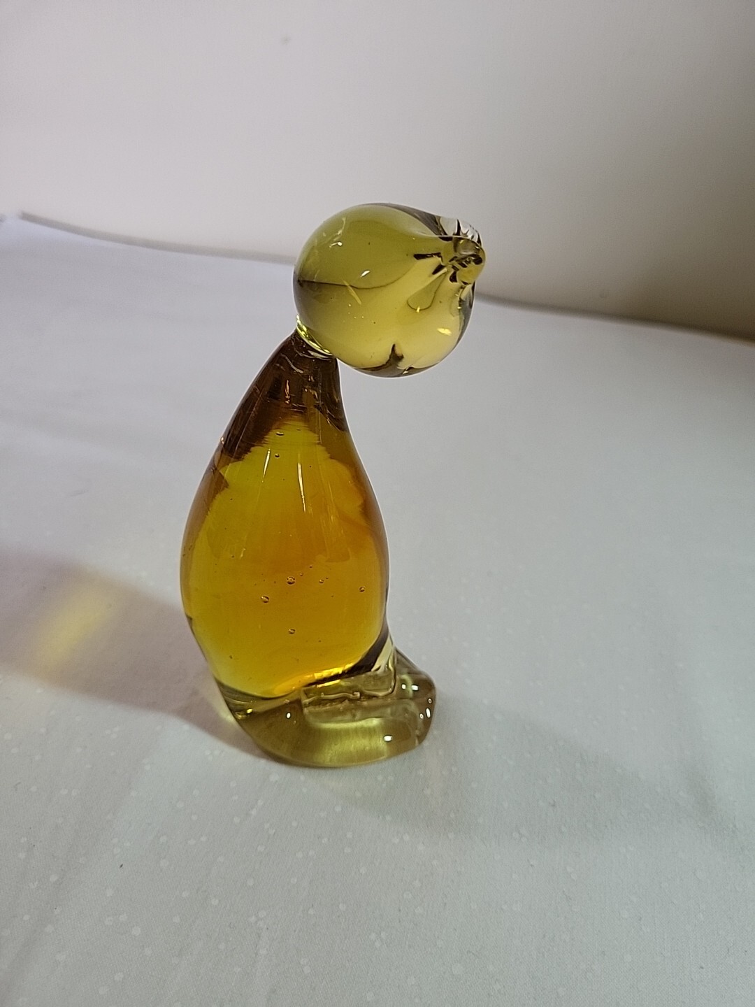 Vintage Cat Paperweight Figurine Hand Blown Amber/Yellow Art Glass 4x1