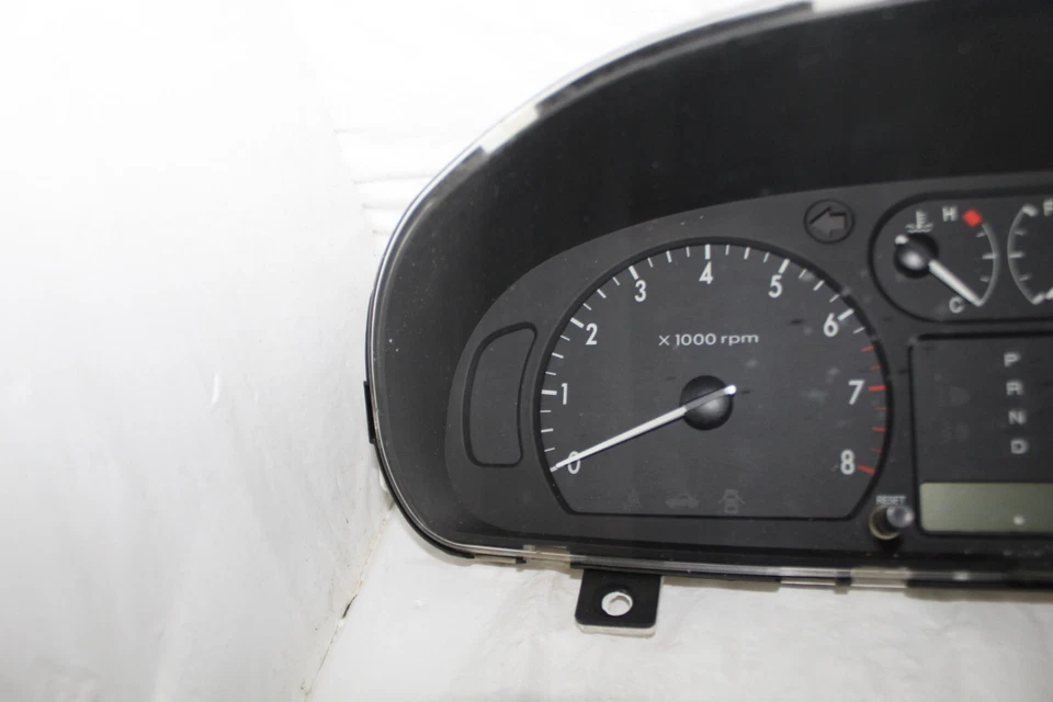 速度表仪表组 03 04 05 06 起亚 Optima 仪表 142,556 英里 — 第 3/4 张图片