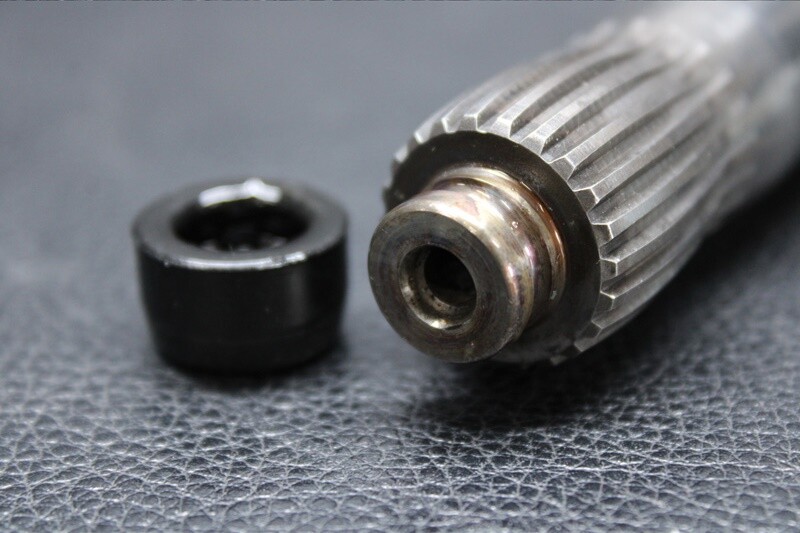 SEADOO OEM DRIVE SHAFT-588.5 for 200SPEEDSTER SCIC 2006 Used SEADOO OEM DRIVE SHAFT-588.5 for 200SPEEDSTER SCIC 2006 Used