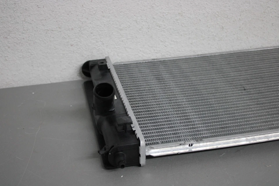 2000 2001 2002 2003 TOYOTA MR2 SPYDER FRONT RADIATOR - Изображение 4 из 4