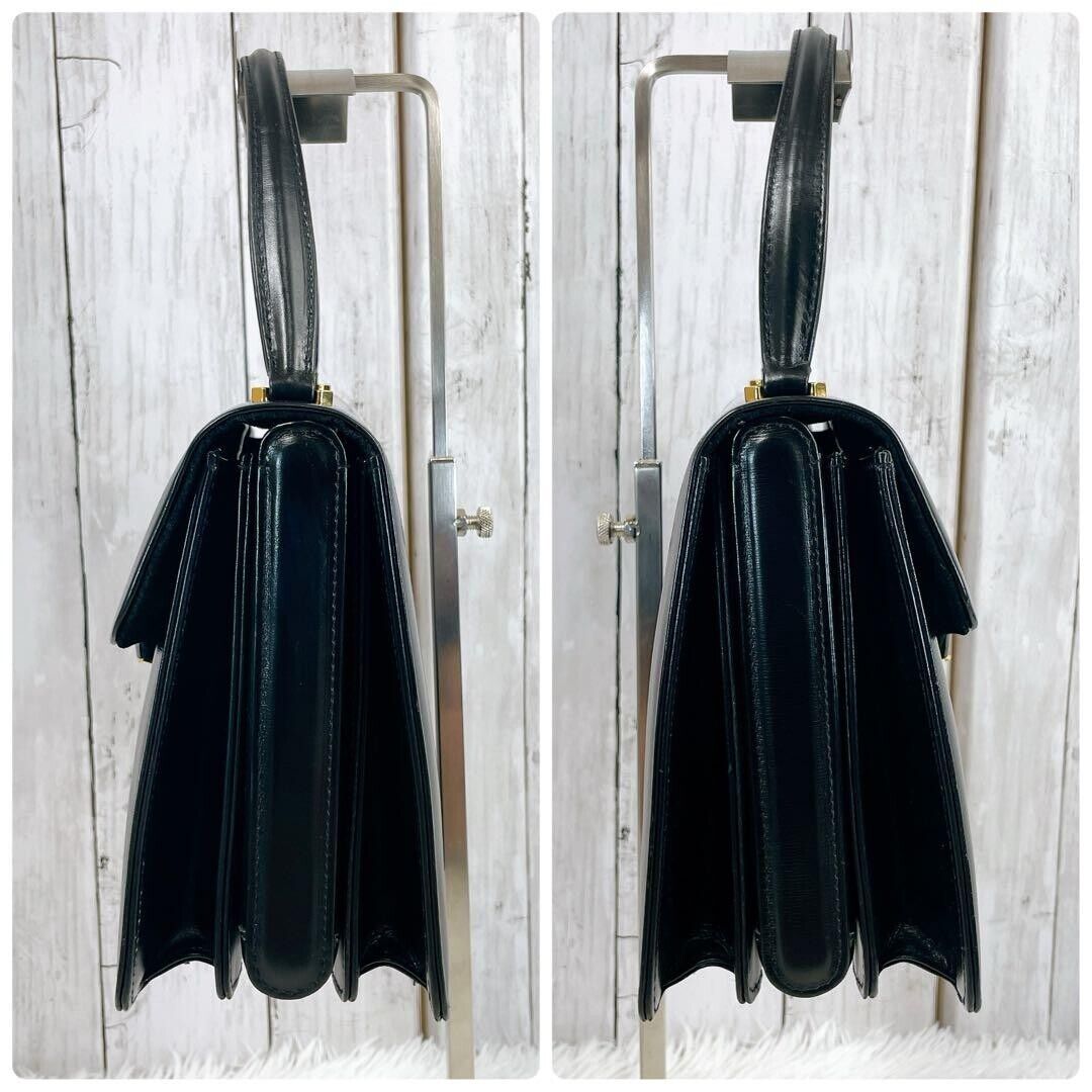 Launer London Bag Handbag Black Leather Small 19x23.5cm USED Launer London Bag Handbag Black Leather Small 19x23.5cm USED