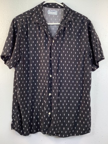 Old Navy Black Pineapple Design Button 