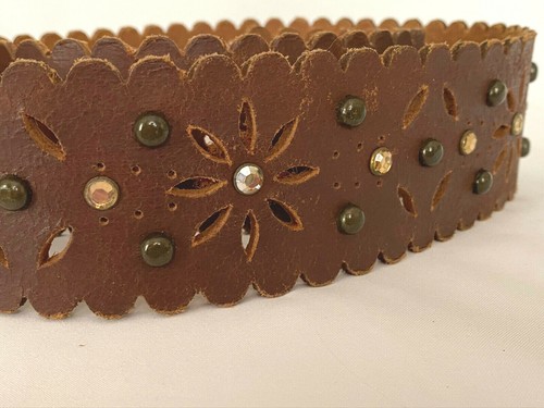 EXPRESS Brown Leather Wide FLORAL CUT OUT FLOWER BELT w/STUDS CRYSTALS Studdded - Picture 4 of 8