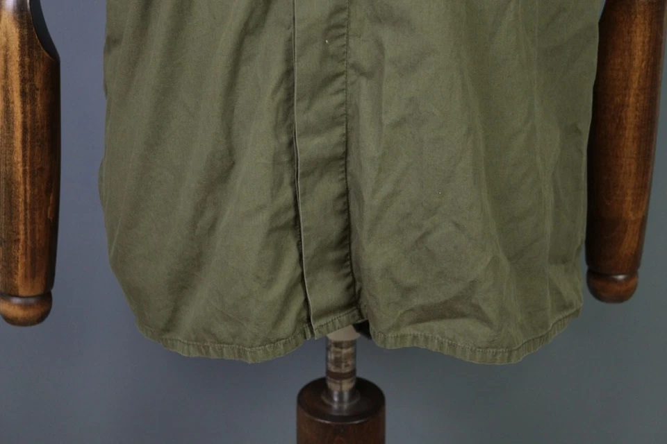 Santa Cruz Ca.USA Green Short Sleeve Button Down Shirt Size L - Image 2 of 4