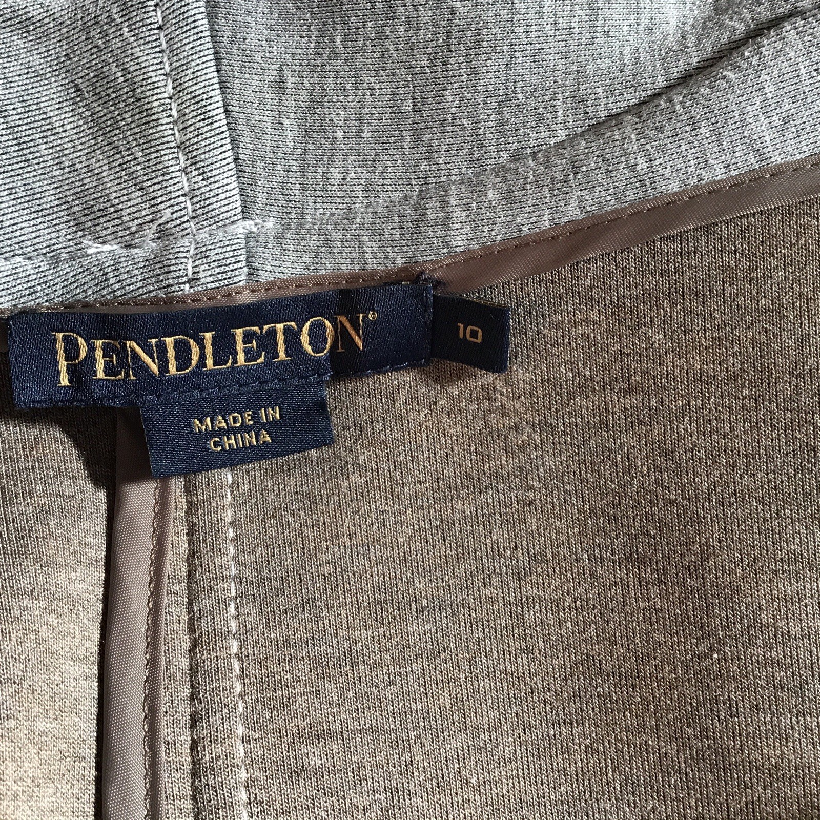 Pendleton Heather Grey Knit Two Button Blazer Wom… - image 5