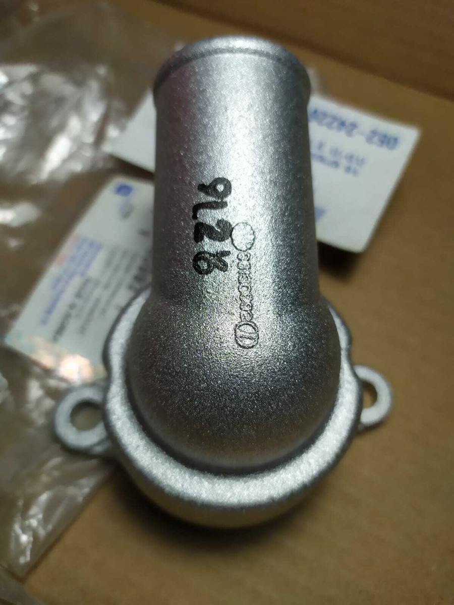 Thermostat Housing For Daewoo Lanos / Nubia Original No # GM Thermostat Housing For Daewoo Lanos / Nubia Original No # GM