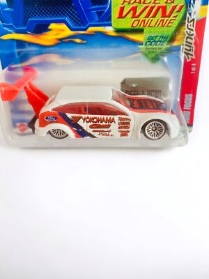 2002 Hot Wheels #063 Ford Focus White Tuners Series 1 of 4