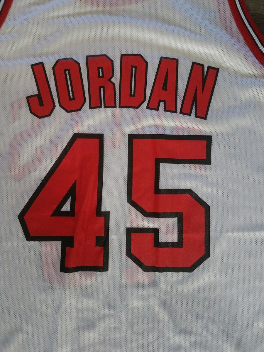 RARE!! Michael Jordan #45 Chicago Bulls NBA Basketball Champion