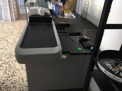banco cassa con nastro trasportatore 2.2m/1m - Foto 4 di 4