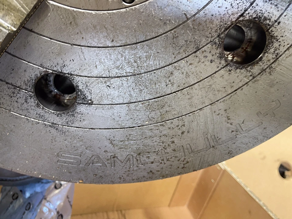 Mandril hidráulico Samchully 21" (Kitagawa) Foto 3 de 4